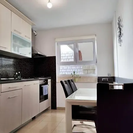 3 Bedroom With Balconies, Close To The Zadar